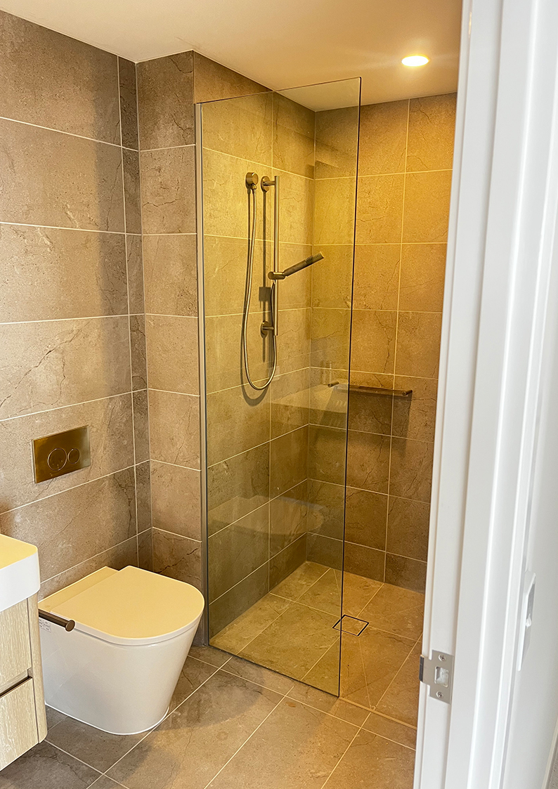 Radiant-Glass_Frameless-Shower-Inspiration_9-1